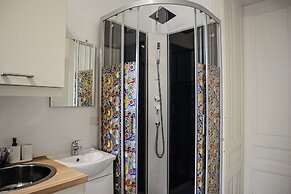 Comfort 2BR Apt Long Stay Friendly