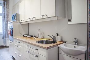 Comfort 2BR Apt Long Stay Friendly
