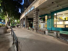 Capsule Hotel Happy lounge