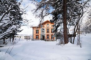 Villa Klainguti