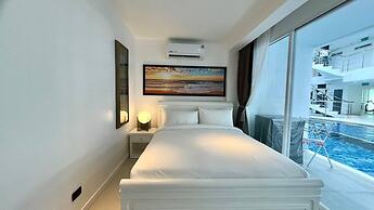 Sunset Plaza Condominium