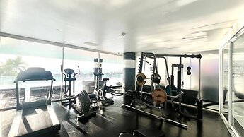 Sunset Plaza Condominium