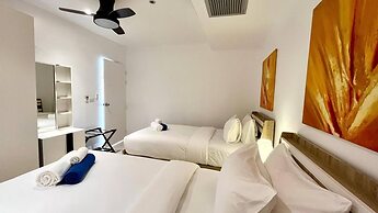 Sunset Plaza Condominium
