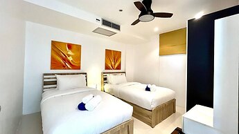 Sunset Plaza Condominium