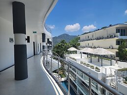 Sunset Plaza Condominium