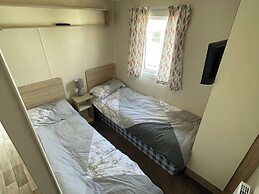 Golden Gate Holiday Centre - Holiday Accommodation 22147