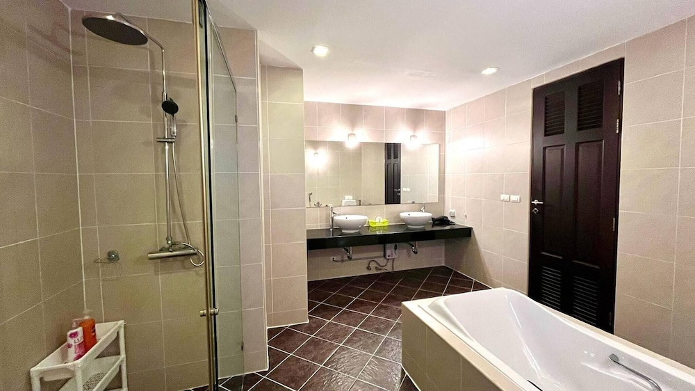 Haven Lagoon Condominium