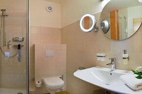 SONN IDYLL Aparthotel