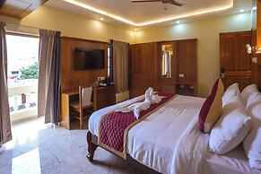 Le Kumar Residency