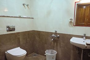 Le Kumar Residency
