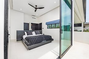 SOMA 4 Bedrooms SEAVIEW Pool Villa