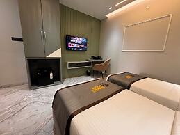 Hotel Mumbai House - Pithampur