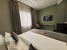Hotel Mumbai House - Pithampur