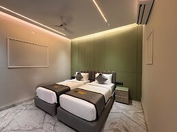 Hotel Mumbai House - Pithampur