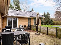 5 Star Holiday Home in Stege