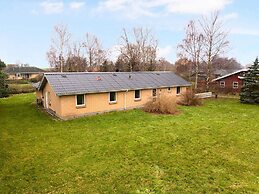 5 Star Holiday Home in Stege