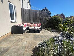 4 Bedroom Private Townhouse