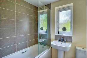 4 Bedroom Private Townhouse
