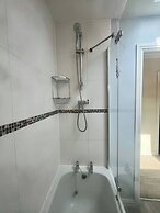 Entire Two Bedroom Detached Coach House
