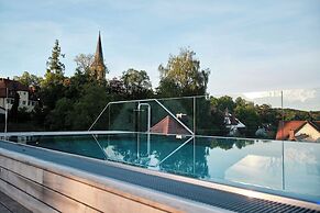 4K Hotel