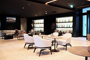 4K Hotel