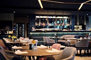 4K Hotel
