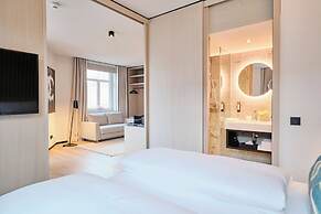 4K Hotel
