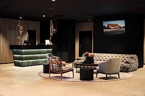 4K Hotel