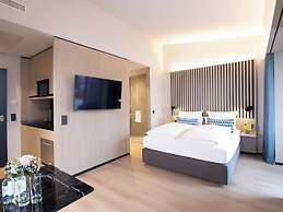 4K Hotel