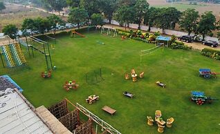 Arise Rustic Village Resort