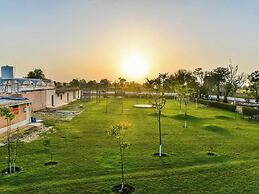 Arise Rustic Village Resort