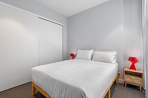 Stylish & Spotless 2-bed Apartment in St Kilda
