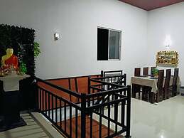 Home Stay With Local Charm