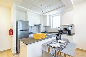 Superhost  Stylish 1BR in Bloom Tower