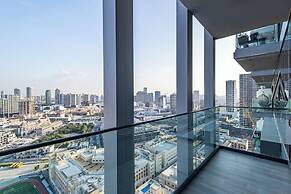 Superhost  Stylish 1BR in Bloom Tower