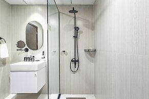 Superhost Spacious 1BR Arjan