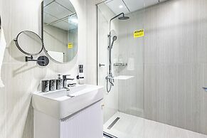Superhost Spacious 1BR Arjan
