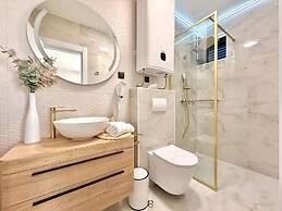 Lunamare Apartments