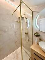 Lunamare Apartments