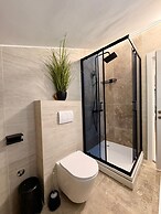 Lunamare Apartments