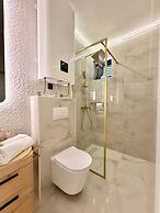 Lunamare Apartments