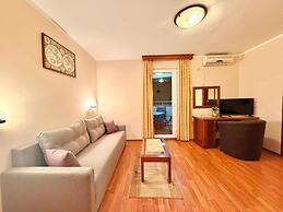 Beachfront Apartments Oaza