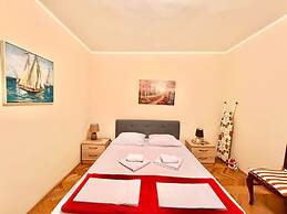 Beachfront Apartments Oaza
