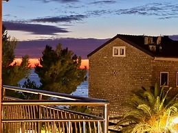 Beachfront Apartments Oaza