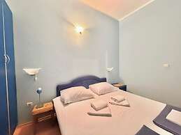 Beachfront Apartments Oaza