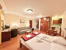 Beachfront Apartments Oaza