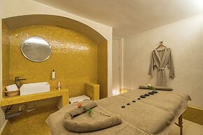 JEMAA EL FNA Suites & Spa