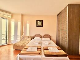 Beachfront Apartments Oaza 2