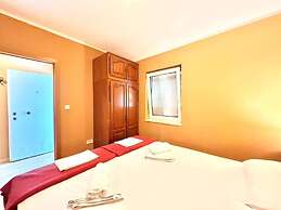 Beachfront Apartments Oaza 2