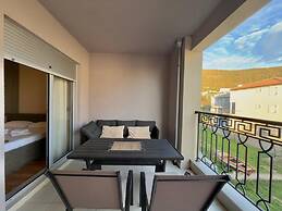 Beachfront Apartments Oaza 2